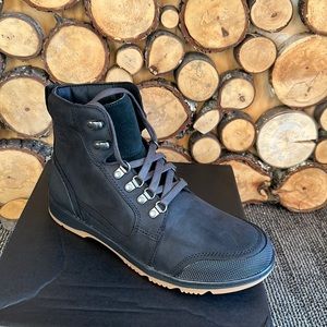 Sorel Ankeny boots